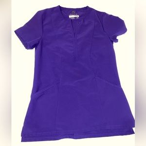 XS purple Adar scrub set